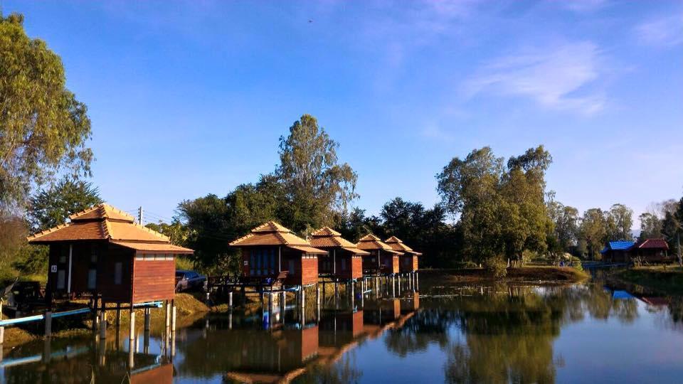 Sarocha Resort Rayong Extérieur photo